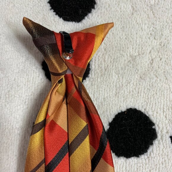 Vintage 70s Chavant Polyester Clip On Tie Gold Mod Disco Retro Wide Necktie - Picture 5 of 8